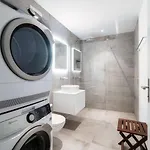 Apartment Casa Leini By Quokka 360 - Modern Two Bedroom Near Lido Di *