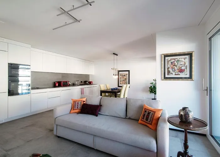 Apartman Casa Leini By Quokka 360 - Two-bedroom 3 Minutes From Lido Di Locarno