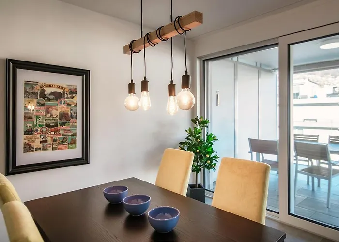 Casa Leini By Quokka 360 - Two-bedroom 3 Minutes From Lido Di Locarno