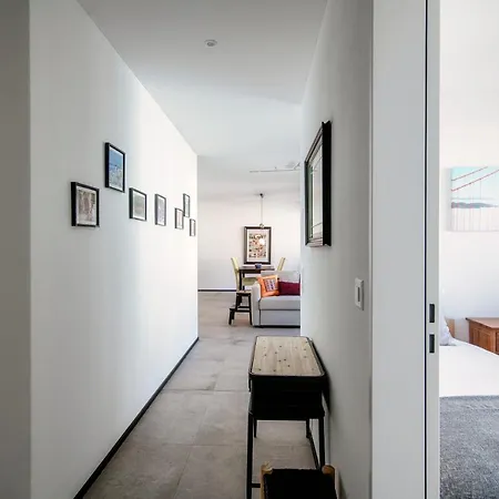 Casa Leini By Quokka 360 - Two-bedroom 3 Minutes From Lido Di *