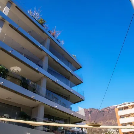 Casa Leini By Quokka 360 - Two-bedroom 3 Minutes From Lido Di Appartement Locarno